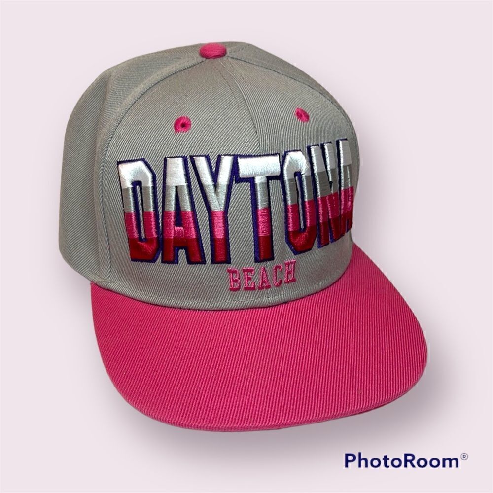 ESSENCIAL Daytona Beach Snapback Hat